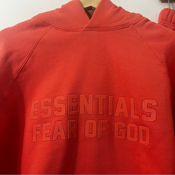 NWT Essentials Fear of God Coral Hoodie and Shorts Set Size Small Streetwear - Picture 2 of 16